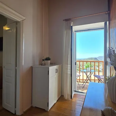 Spitaki Milos Feriehus