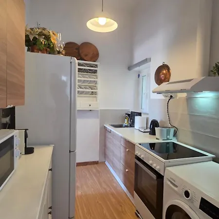 Spitaki Milos Feriehus Trypití