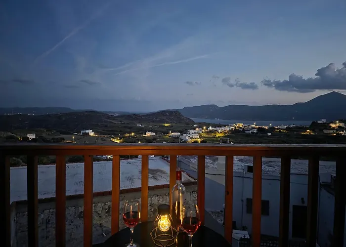 Spitaki Milos * Trypiti